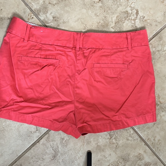 Ann Taylor Loft shorts size 14 - Picture 3 of 5